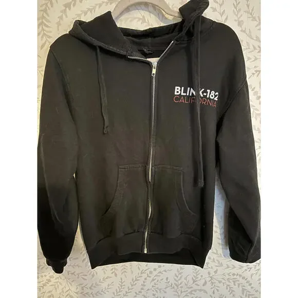 SOLD DO NOT BUY Blink-182 California Black Zip-Up Tour Hoodie Small - Picture 1 of 5